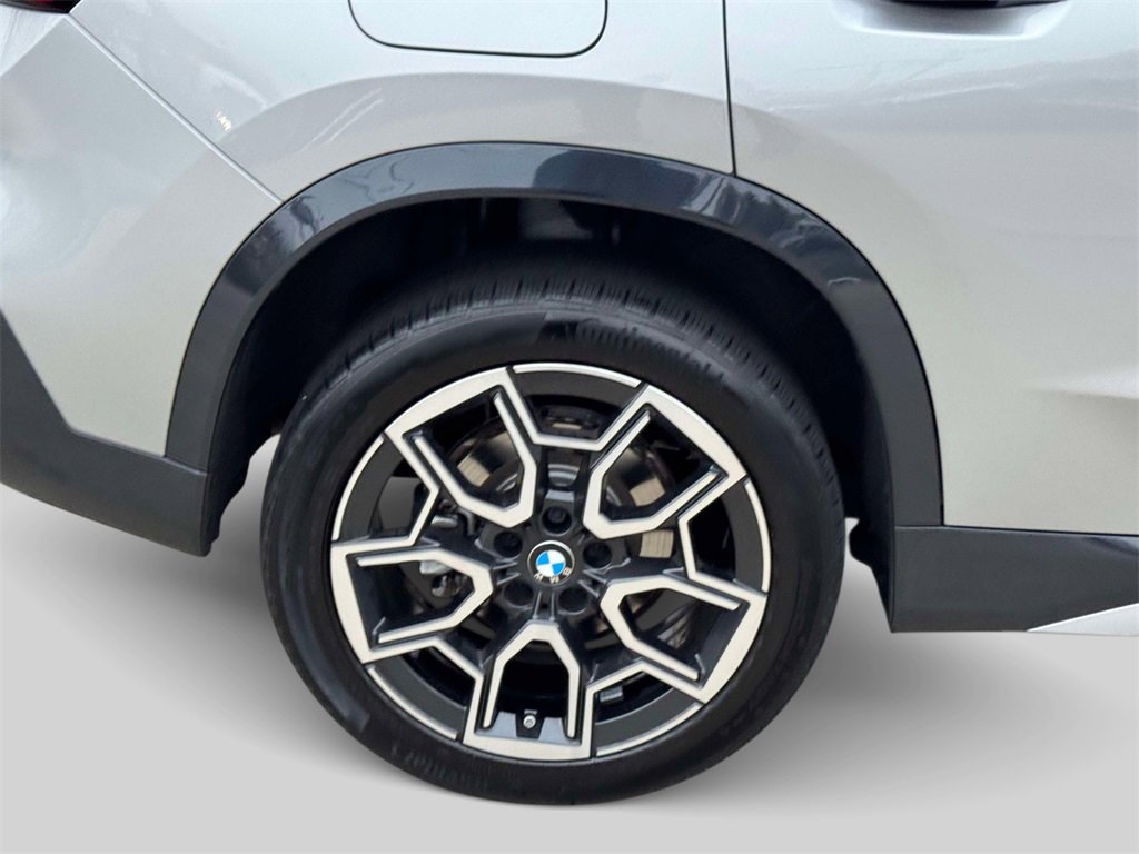 Certified 2025 BMW X1 xDrive28i w/ Premium Package image 8