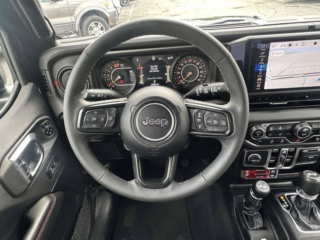 Used 2025 Jeep Wrangler Unlimited Rubicon AWD/4WD image 14