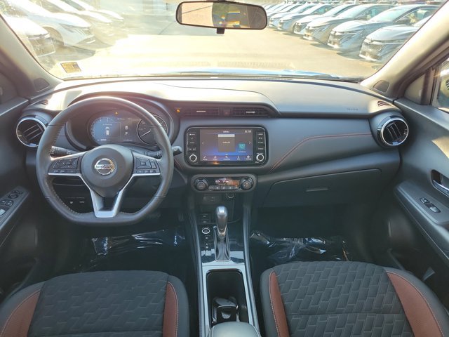 Used 2021 Nissan Kicks SR FWD image 10