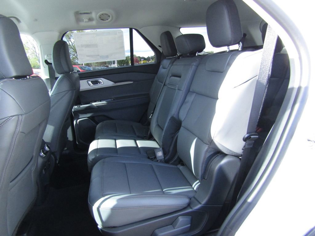 New 2026 Ford Explorer Active image 34