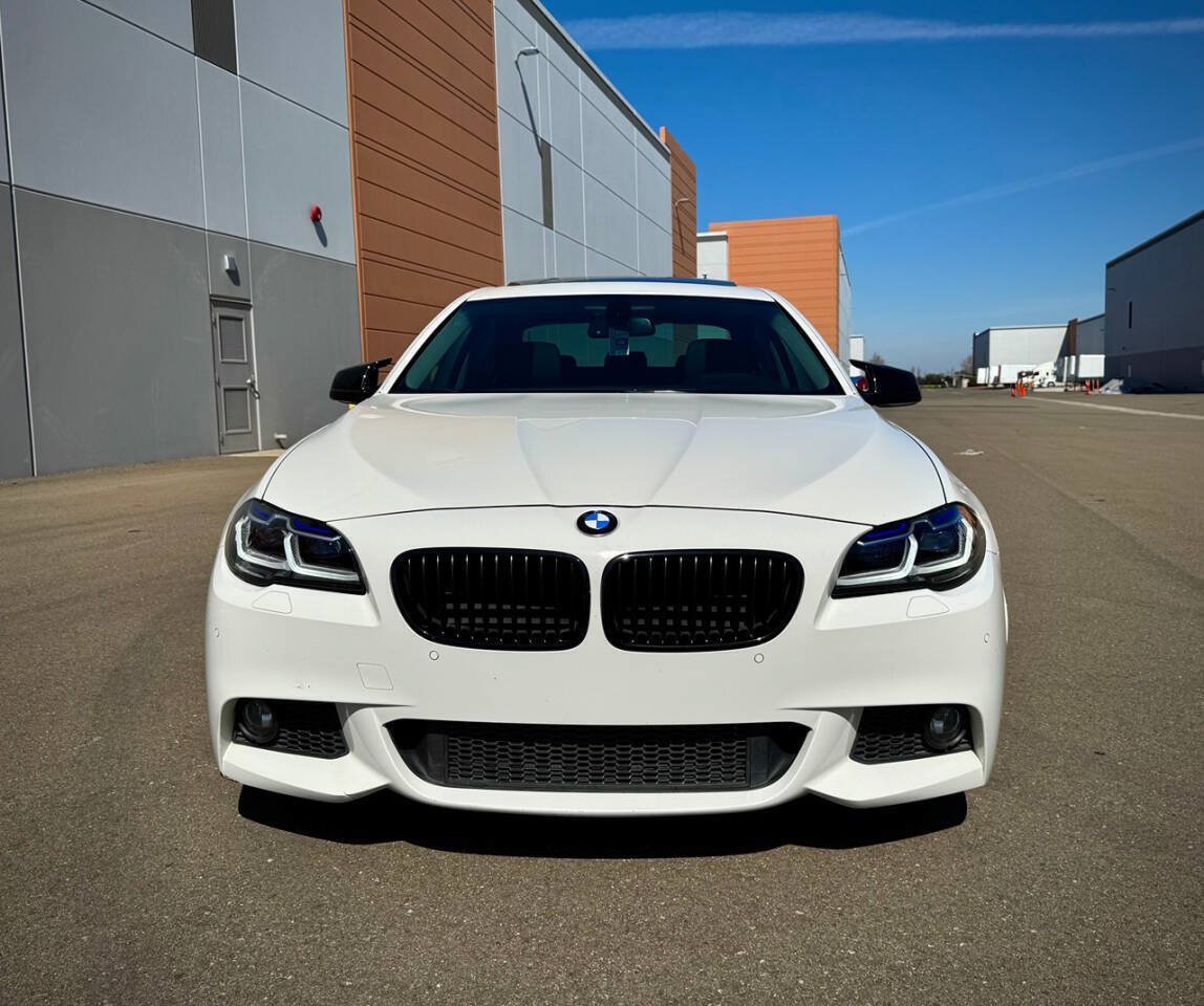 Used 2011 BMW 528i Sedan RWD image 2