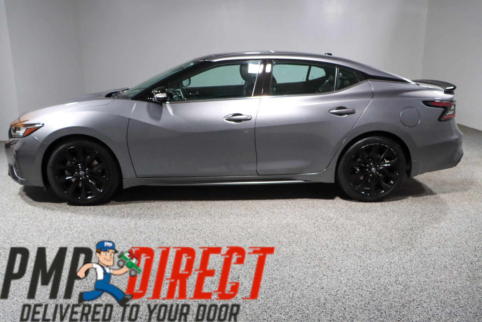 Used 2023 Nissan Maxima SR w/ Sport Mat Group FWD image 10