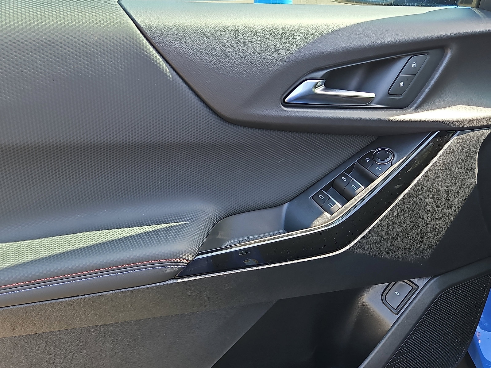 Used 2026 Chevrolet Equinox RS image 13