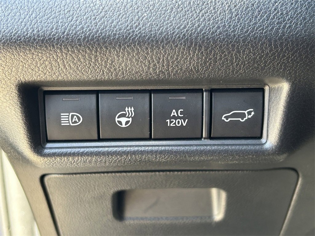 Used 2024 Toyota Grand Highlander AWD Hybrid image 28