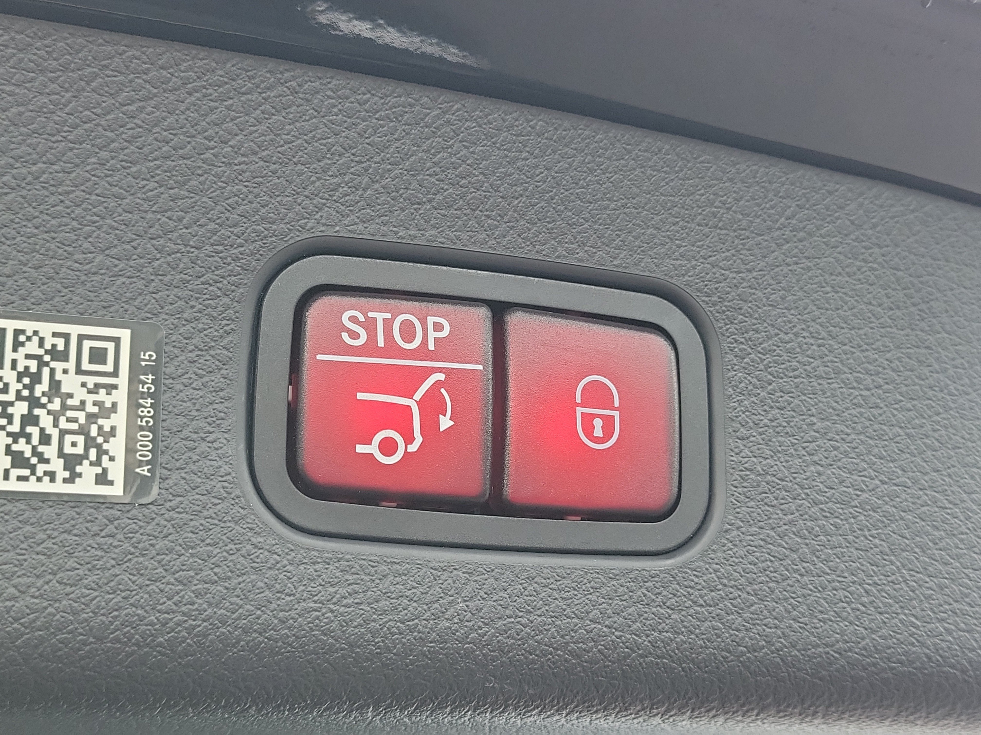 Used 2024 Mercedes-Benz GLC 300 image 8