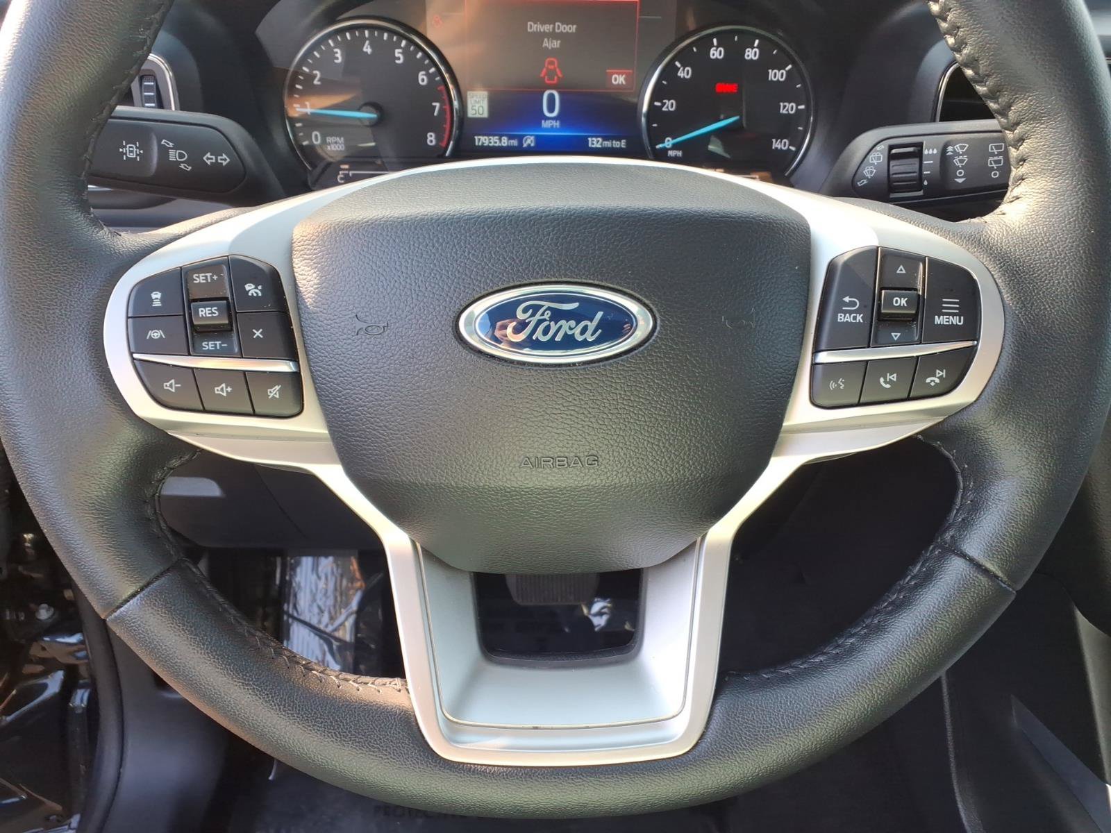 Used 2024 Ford Explorer XLT w/ Equipment Group 202A AWD/4WD image 20