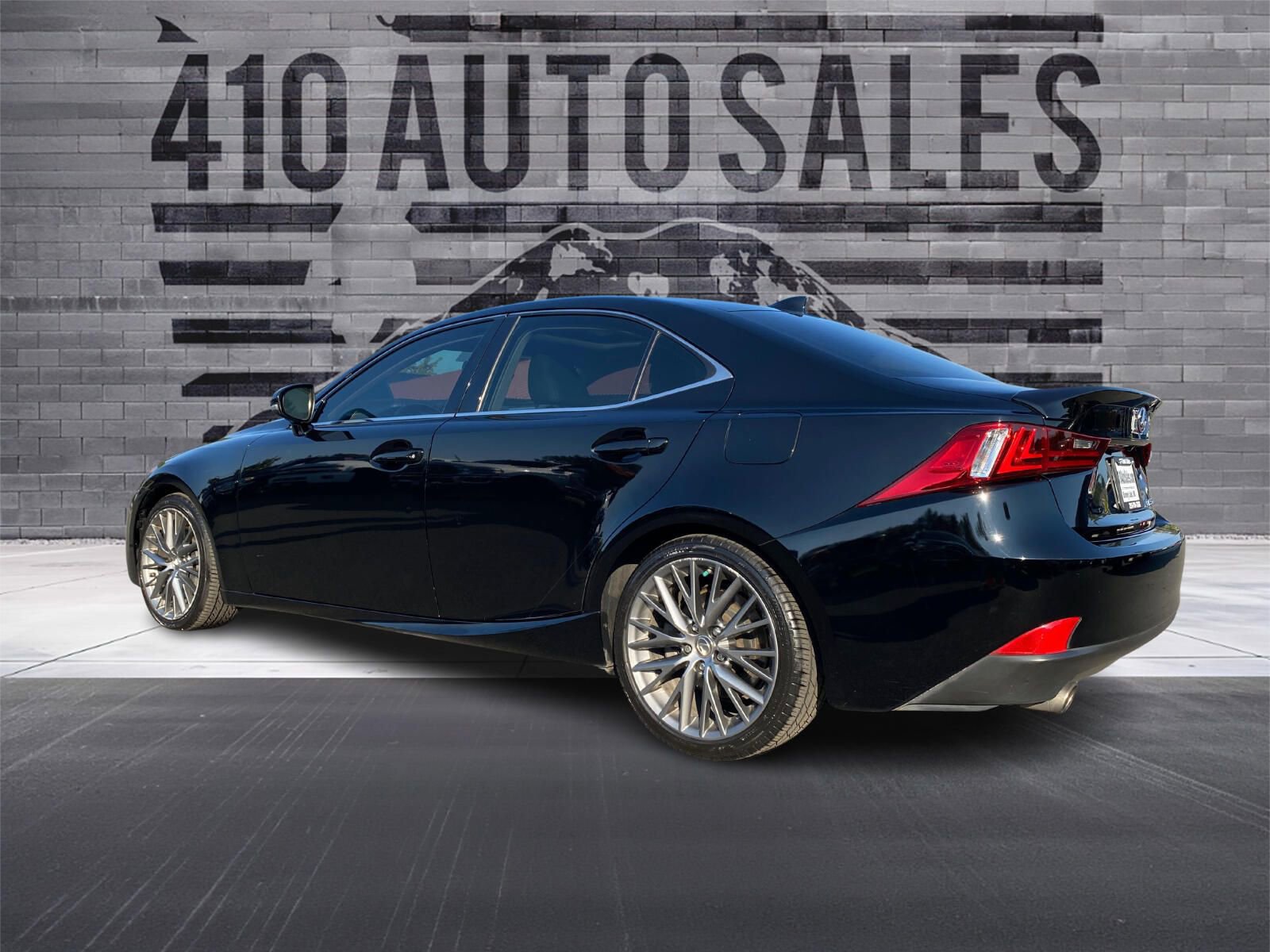 Used 2016 Lexus IS 300 AWD image 13
