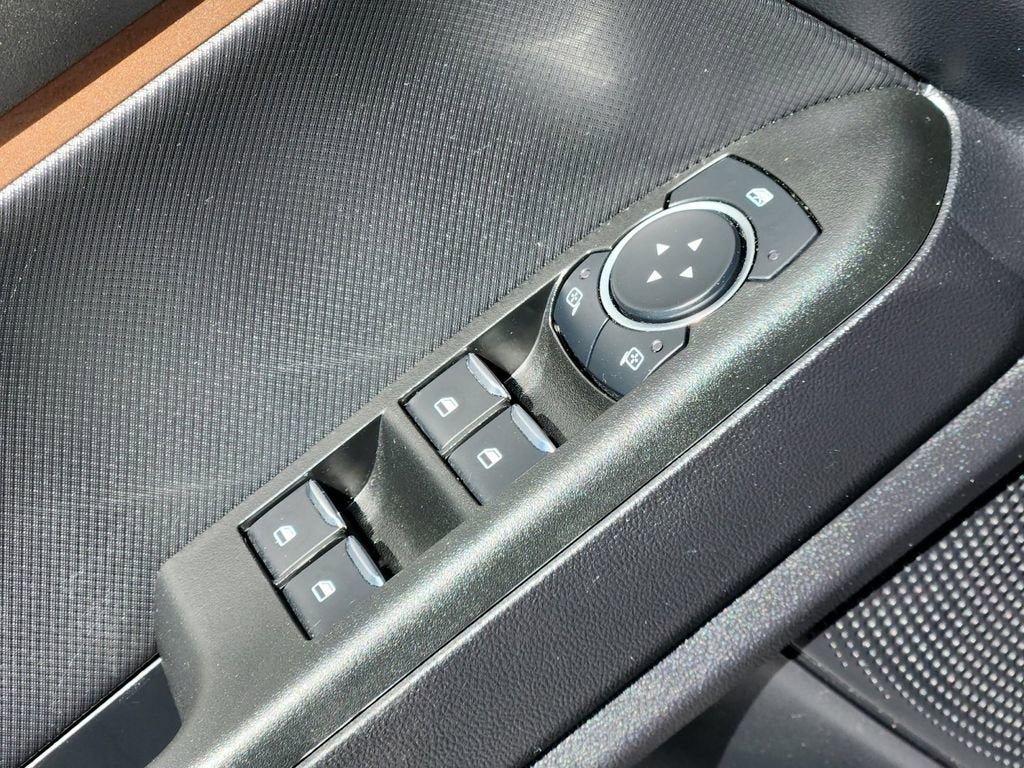 Used 2025 Ford Bronco Sport Outer Banks w/ Outer Banks Tech Package+ AWD/4WD image 19