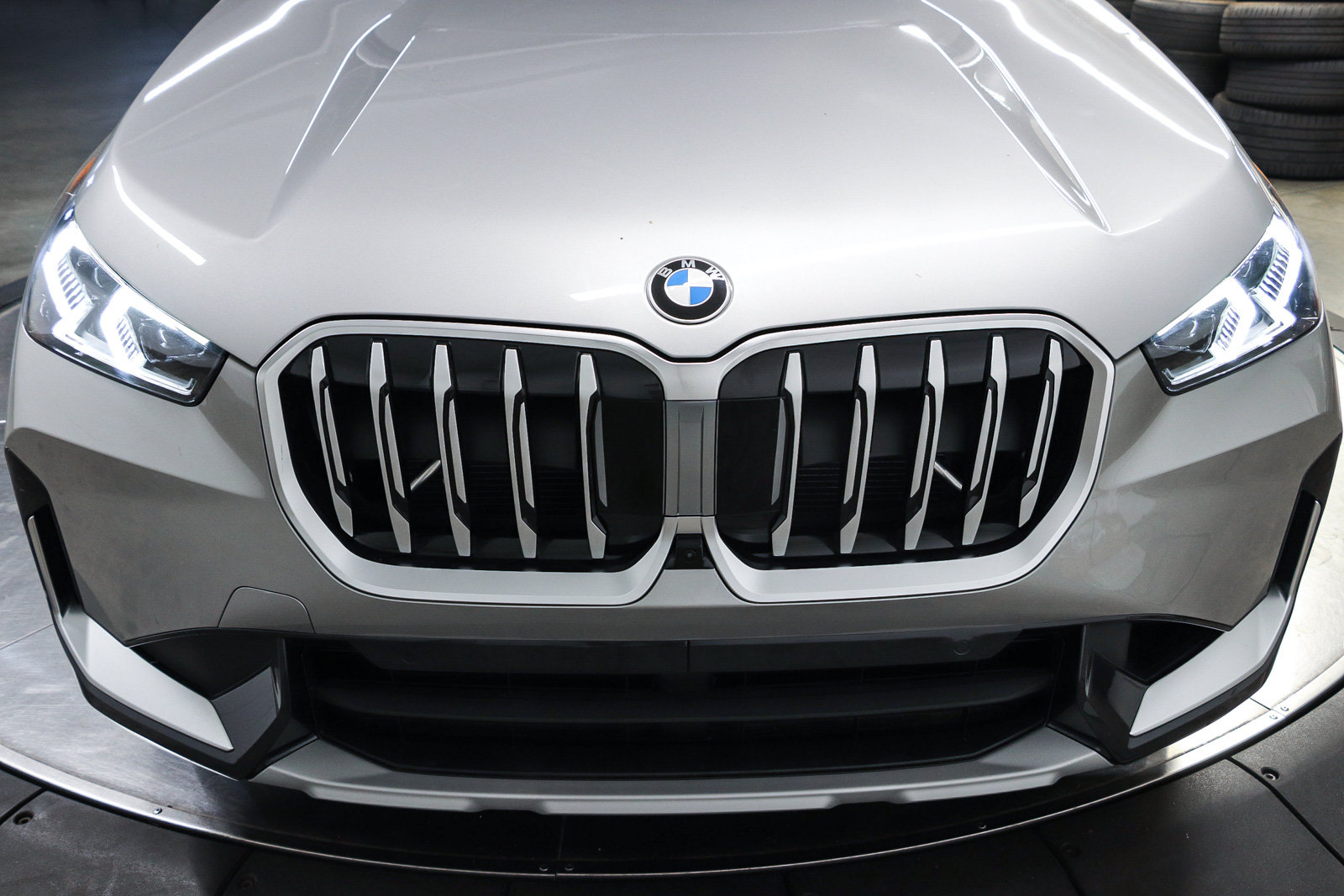 New 2026 BMW X1 xDrive28i w/ Technology Package AWD/4WD image 9