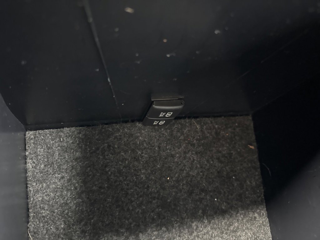 Used 2020 Toyota Tacoma TRD Sport image 26