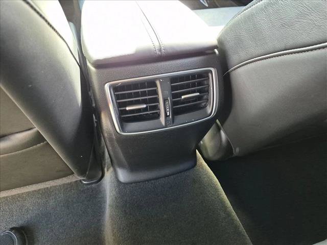 Used 2016 Acura TLX w/ Technology Package FWD image 17