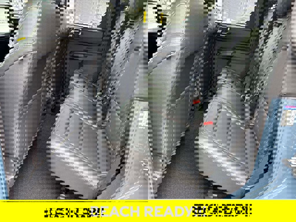 Used 2025 Ford Bronco Outer Banks image 9