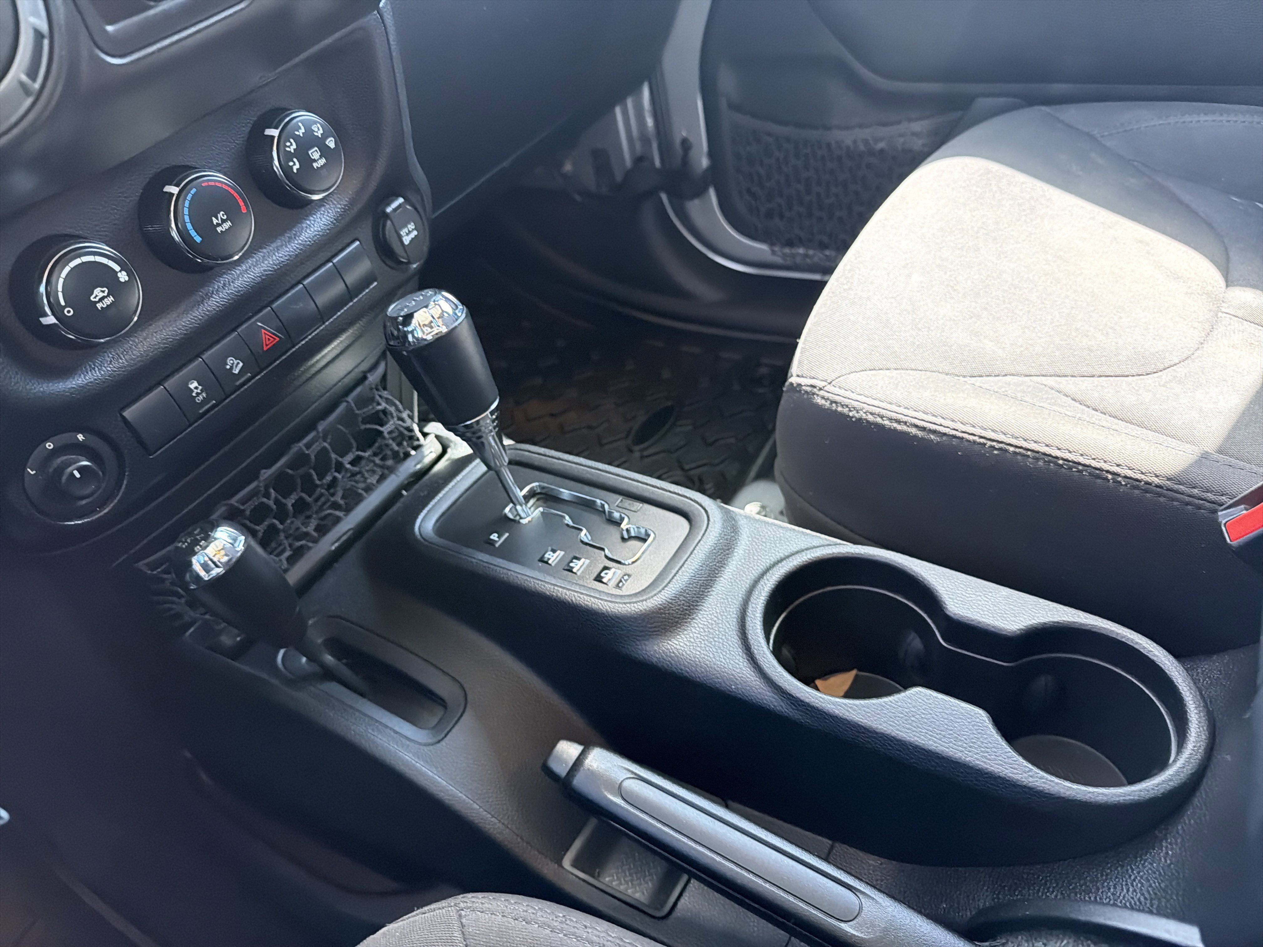 Certified 2016 Jeep Wrangler Unlimited Sport w/ Quick Order Package 24S image 19