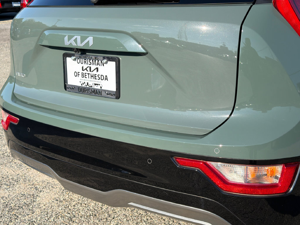 Used 2023 Kia Niro Wind FWD image 5