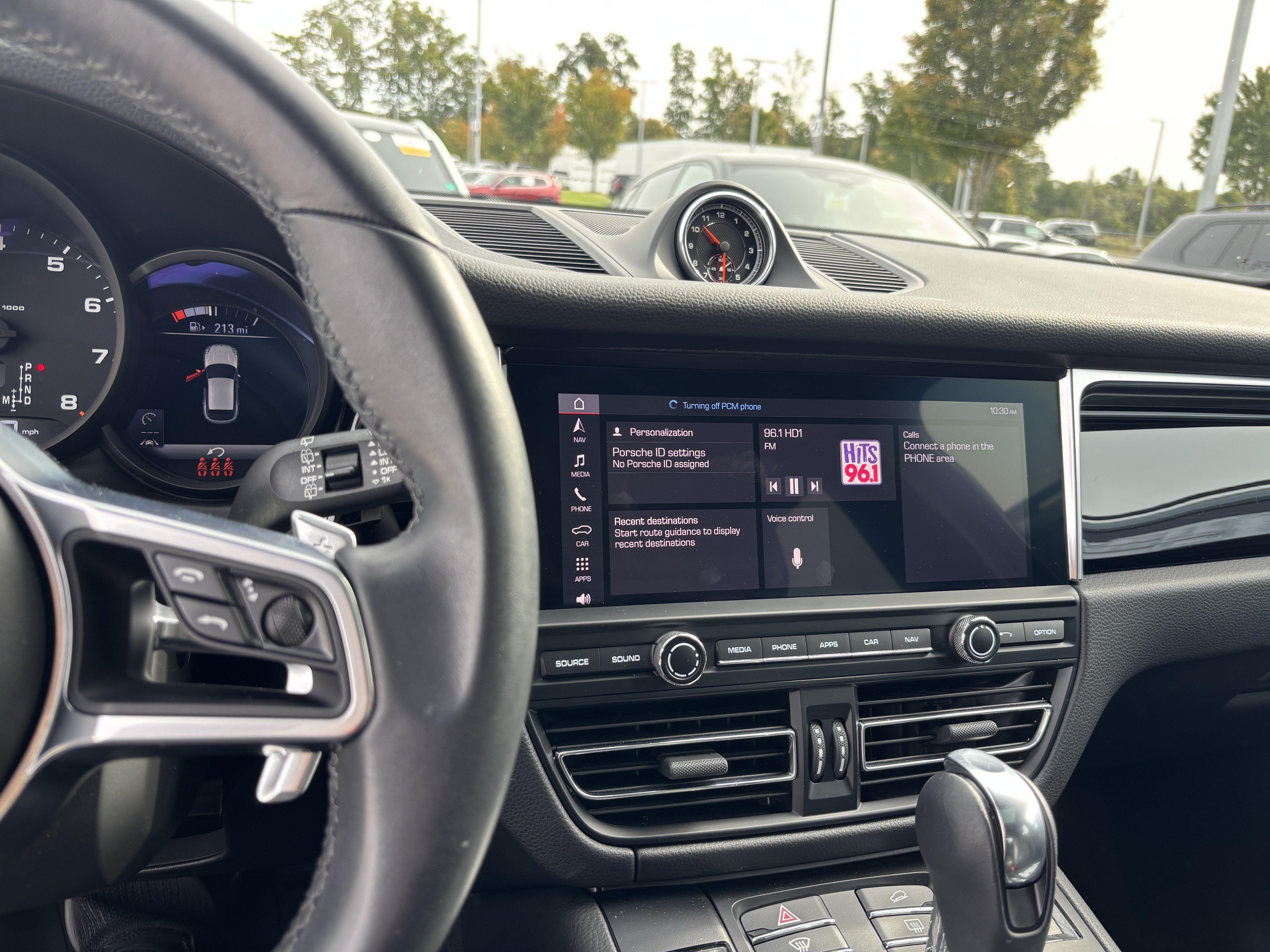 Used 2020 Porsche Macan AWD/4WD image 18