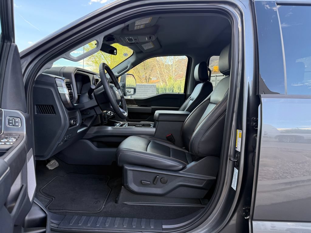 Used 2026 Ford F350 Lariat AWD/4WD image 37