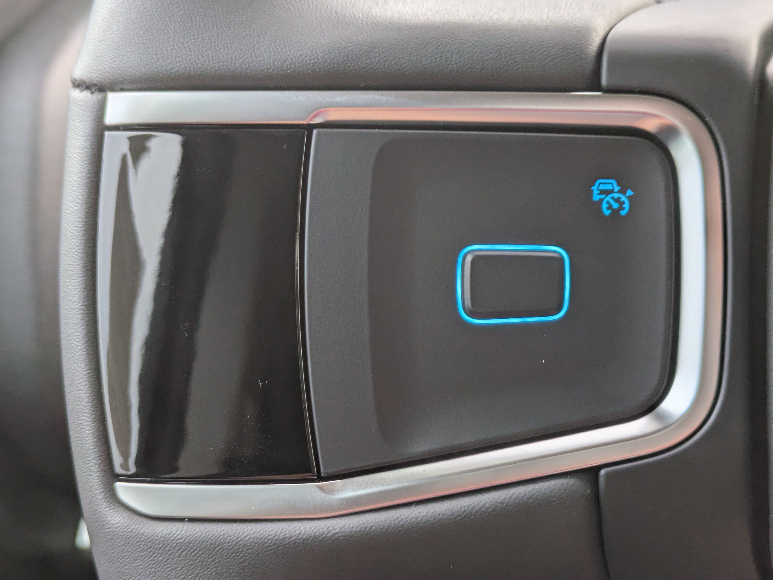 New 2025 Ford Expedition Active image 30