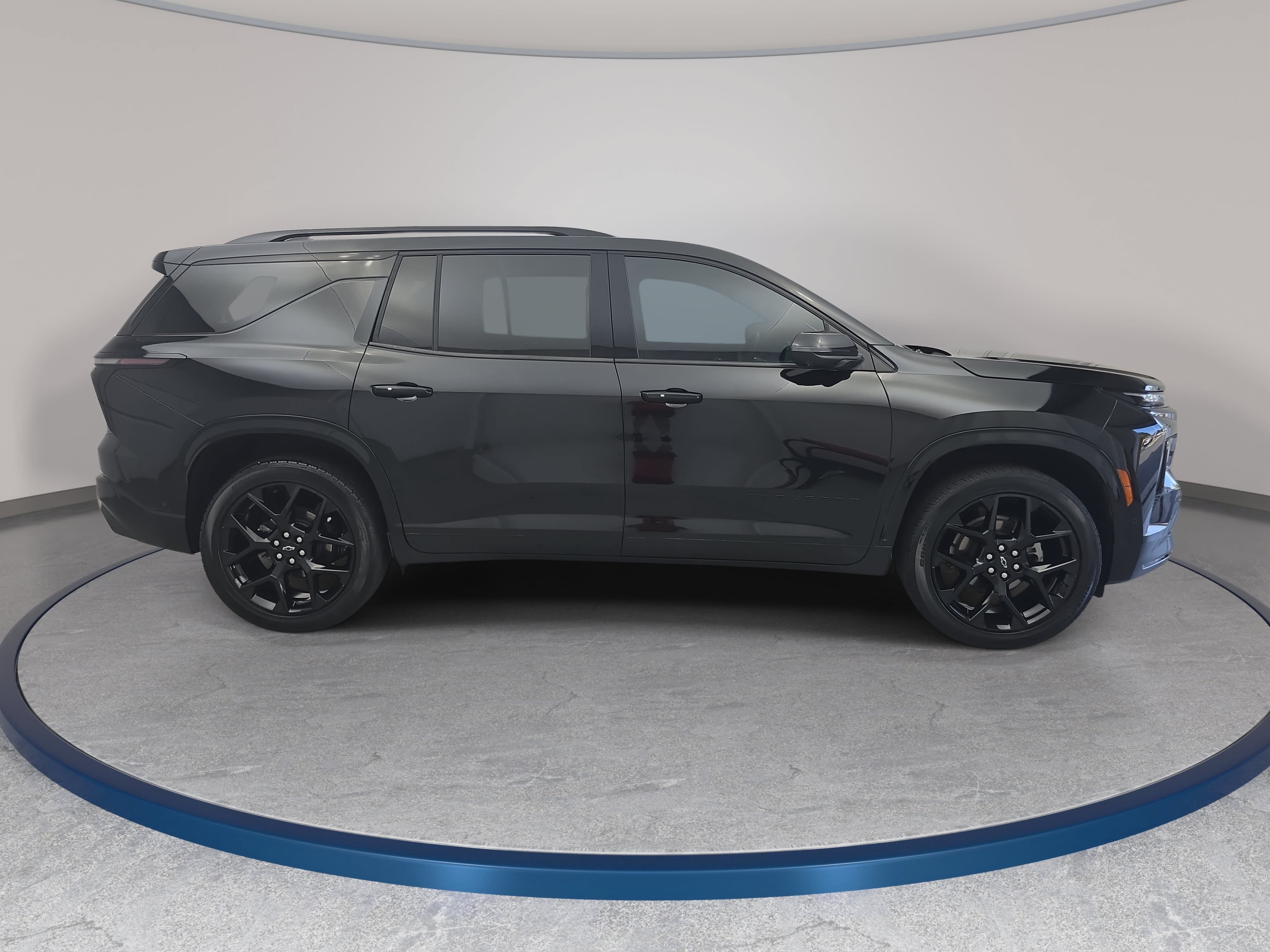 Used 2024 Chevrolet Traverse RS FWD image 4