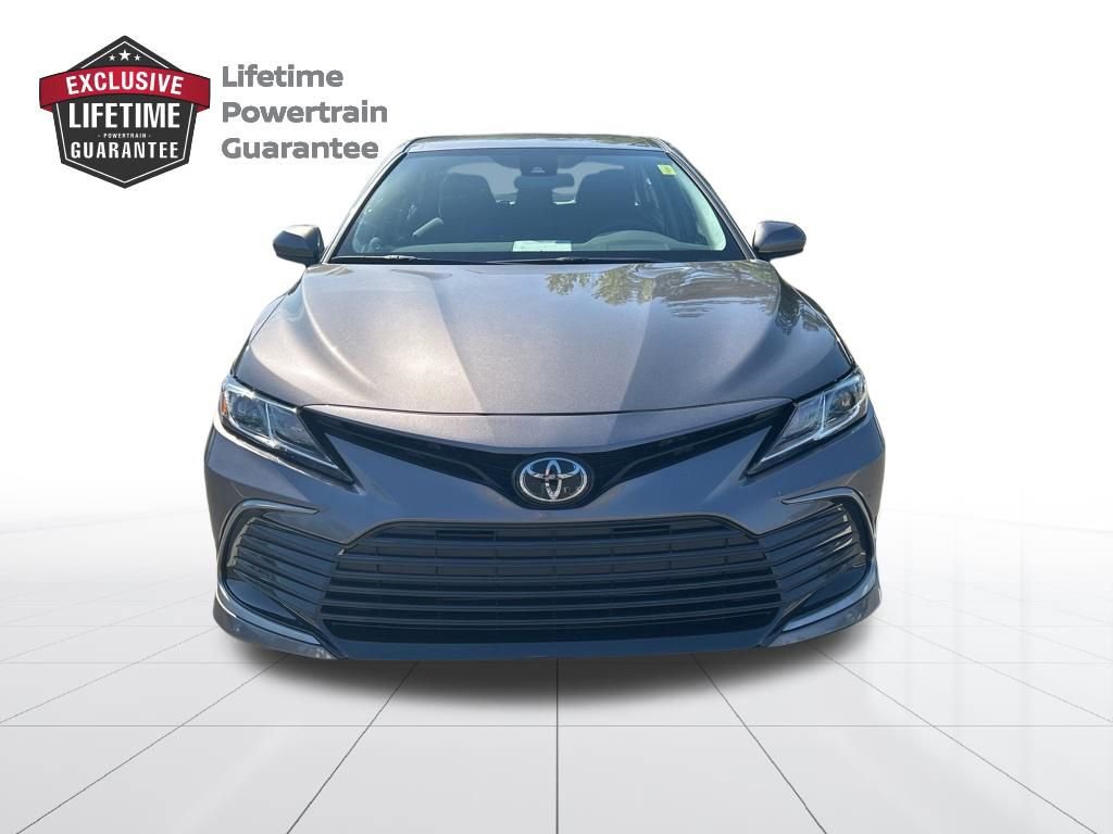 Used 2024 Toyota Camry LE FWD image 8
