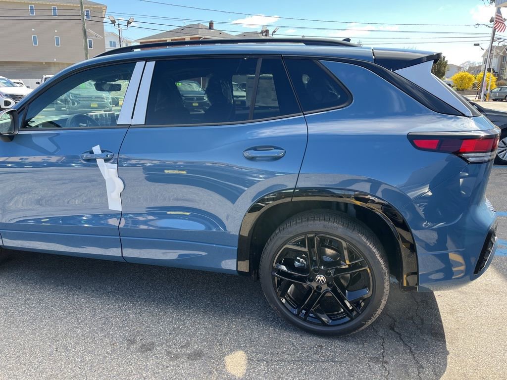 New 2026 Volkswagen Tiguan SE R-Line image 15