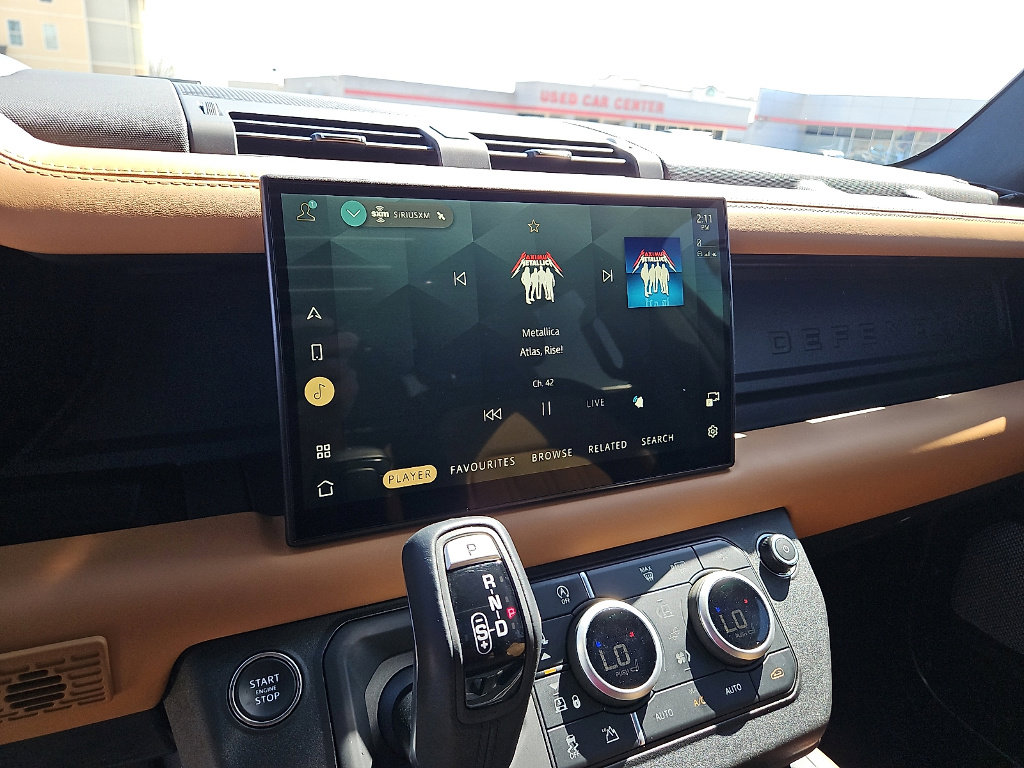 Used 2023 Land Rover Defender 130 X image 16