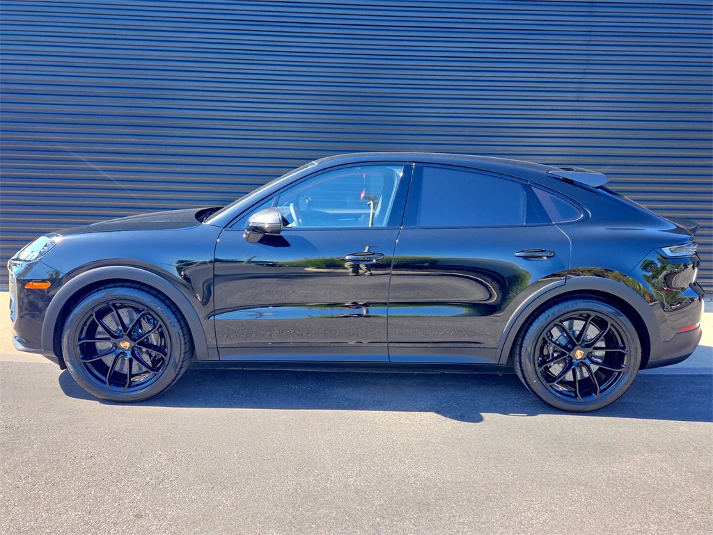 New 2026 Porsche Cayenne Turbo GT image 2