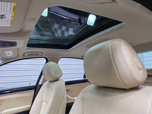 Used 2016 BMW 528i Sedan RWD image 19