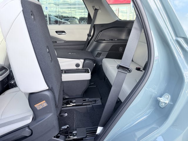 New 2026 Nissan Pathfinder SL AWD/4WD image 23