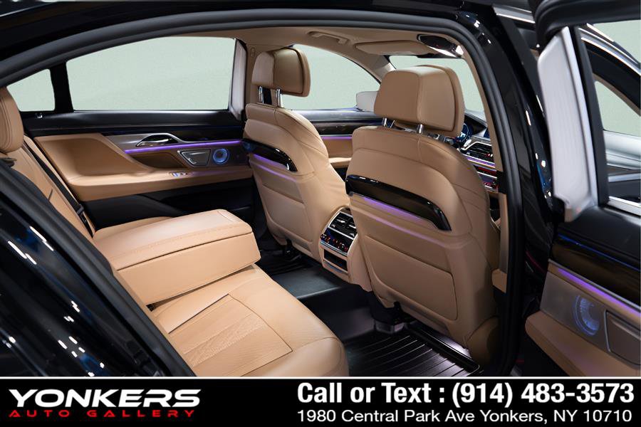 Used 2019 BMW 750i xDrive w/ Executive Package image 55