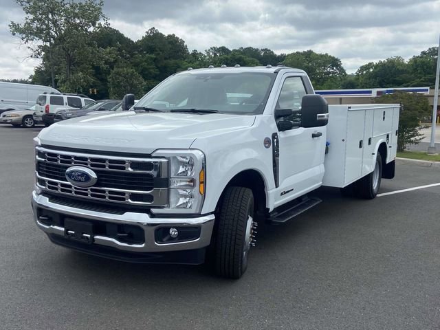 New 2025 Ford F350 XL w/ XL Chrome Package image 6