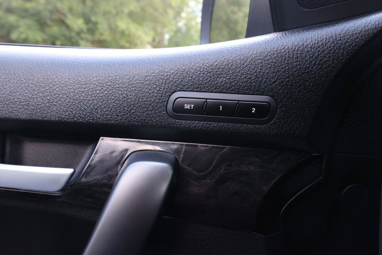 Used 2014 Kia Sorento SX w/ 3rd Row Package FWD image 27