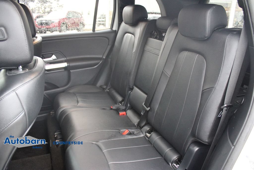 Used 2023 Mercedes-Benz GLB 250 4MATIC w/ Premium Package image 25