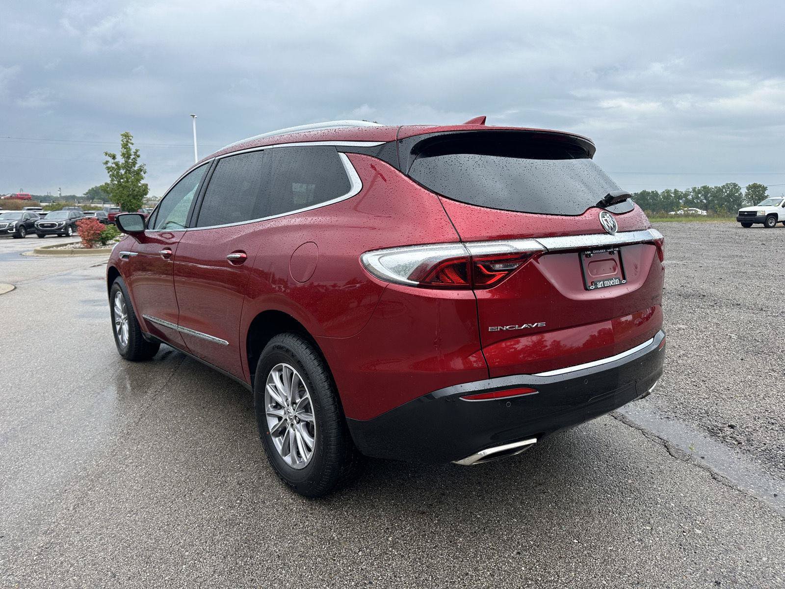 Used 2023 Buick Enclave Essence w/ Trailering Package, 5000 lbs. FWD image 7