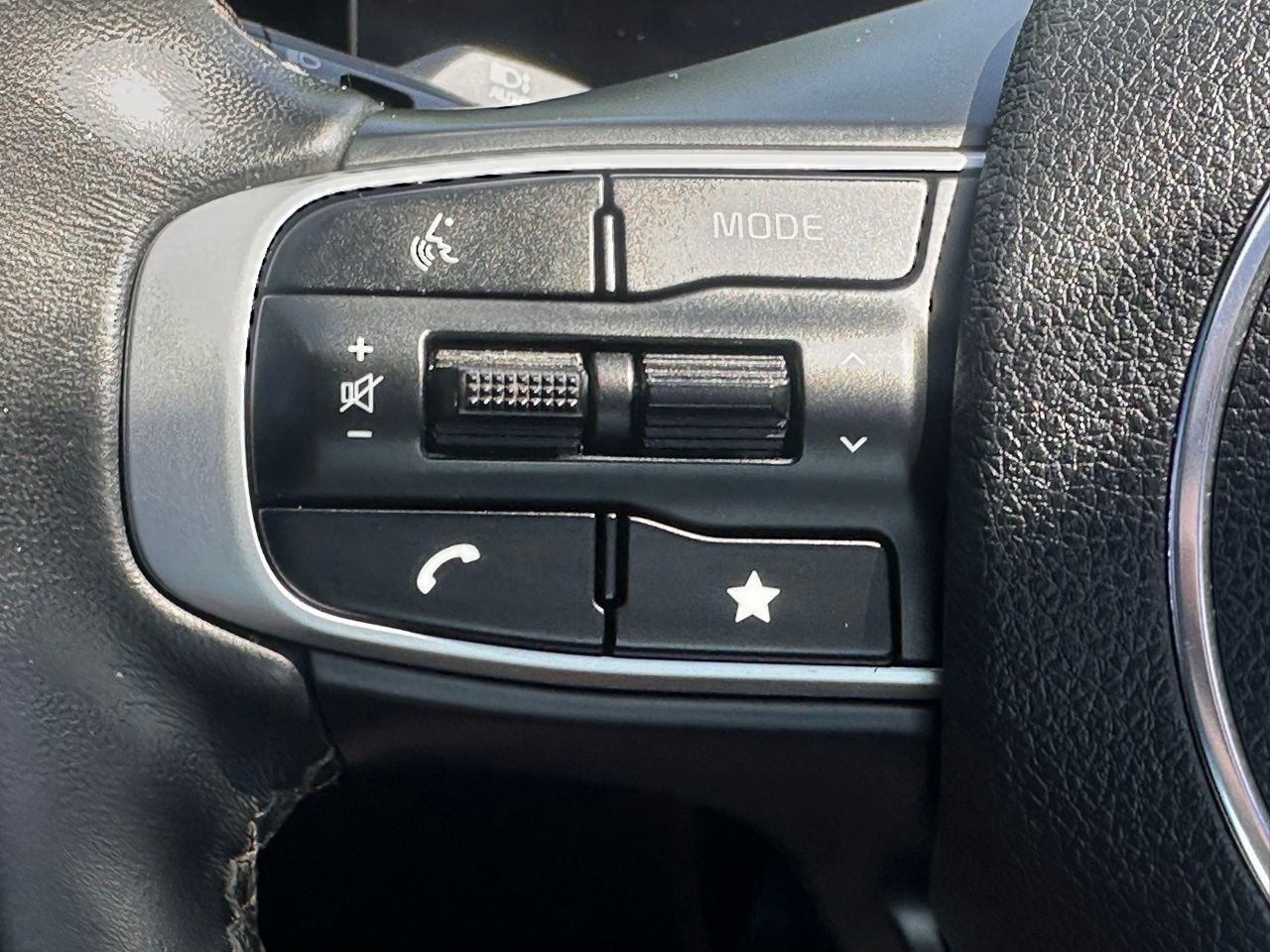 Used 2025 Kia K5 GT-Line w/ GT-Line Premium Package image 27