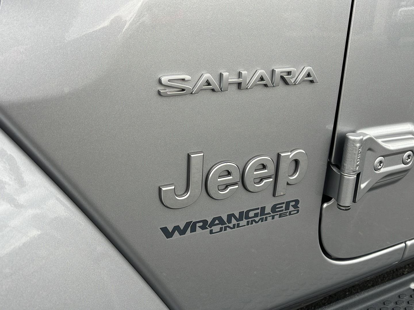 Used 2019 Jeep Wrangler Unlimited Sahara image 5