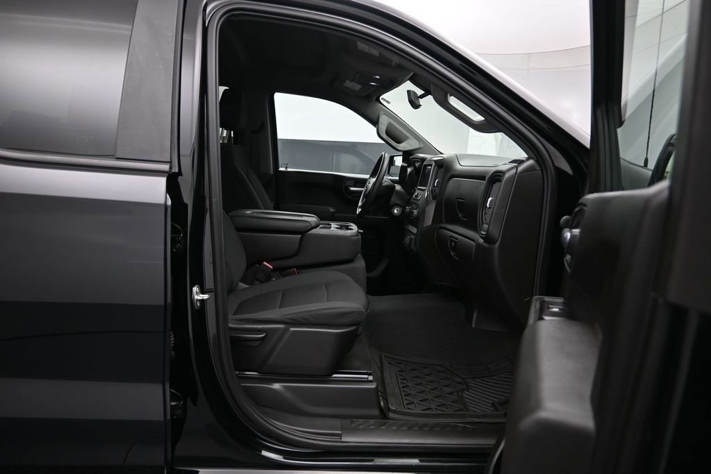 Certified 2021 Chevrolet Silverado 1500 Custom RWD image 26