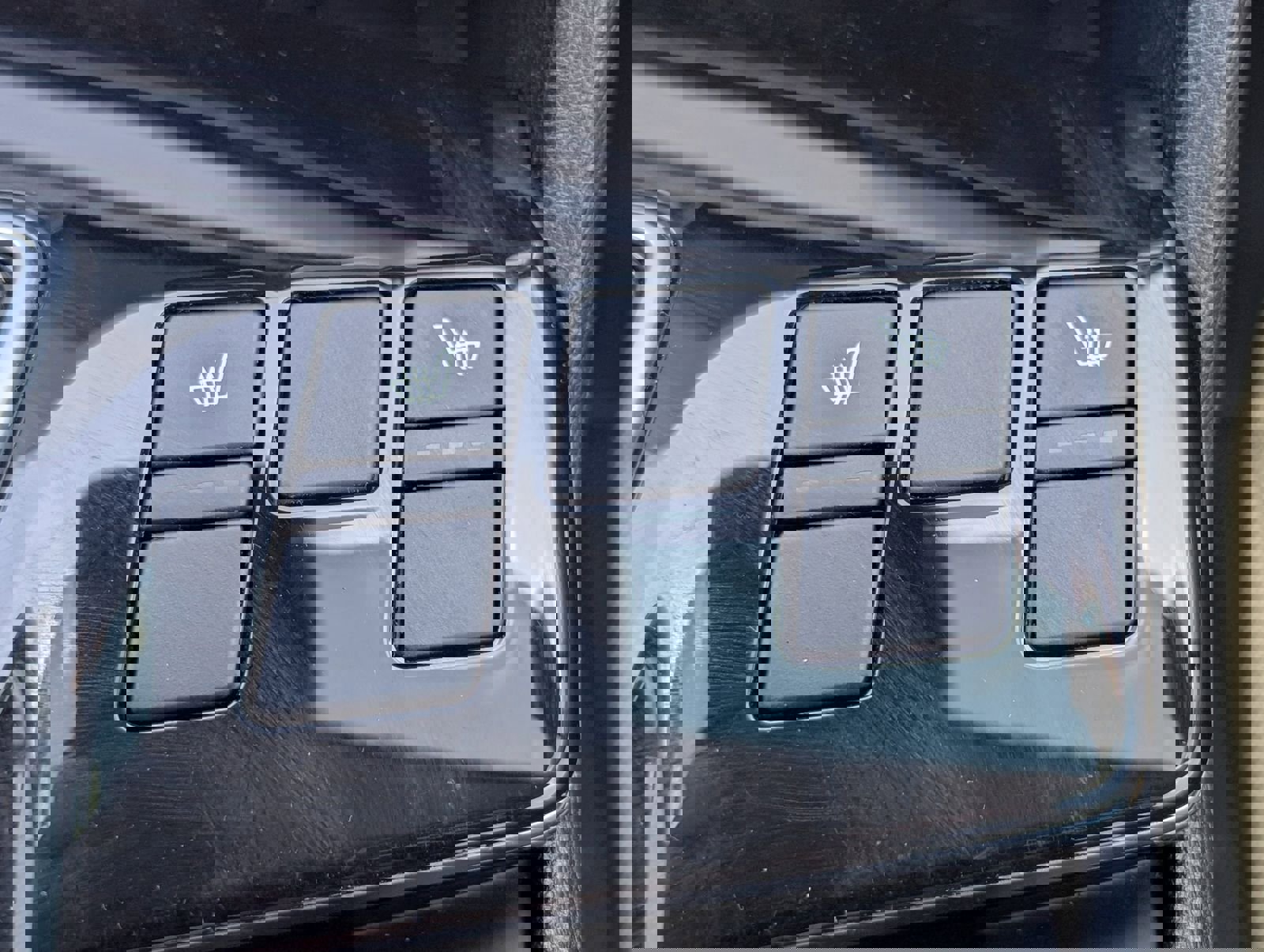 Used 2023 Kia Sportage EX image 20