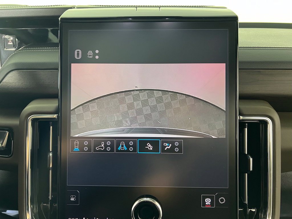 Certified 2026 GMC Yukon Denali Ultimate AWD/4WD image 35