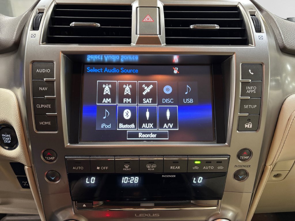 Used 2019 Lexus GX 460 Premium w/ Premium Package AWD/4WD image 23