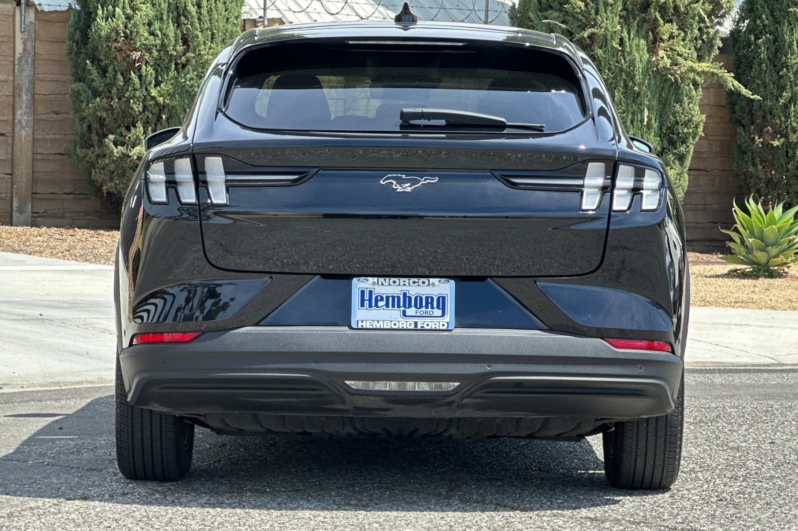 Used 2023 Ford Mustang Mach-E Select image 5