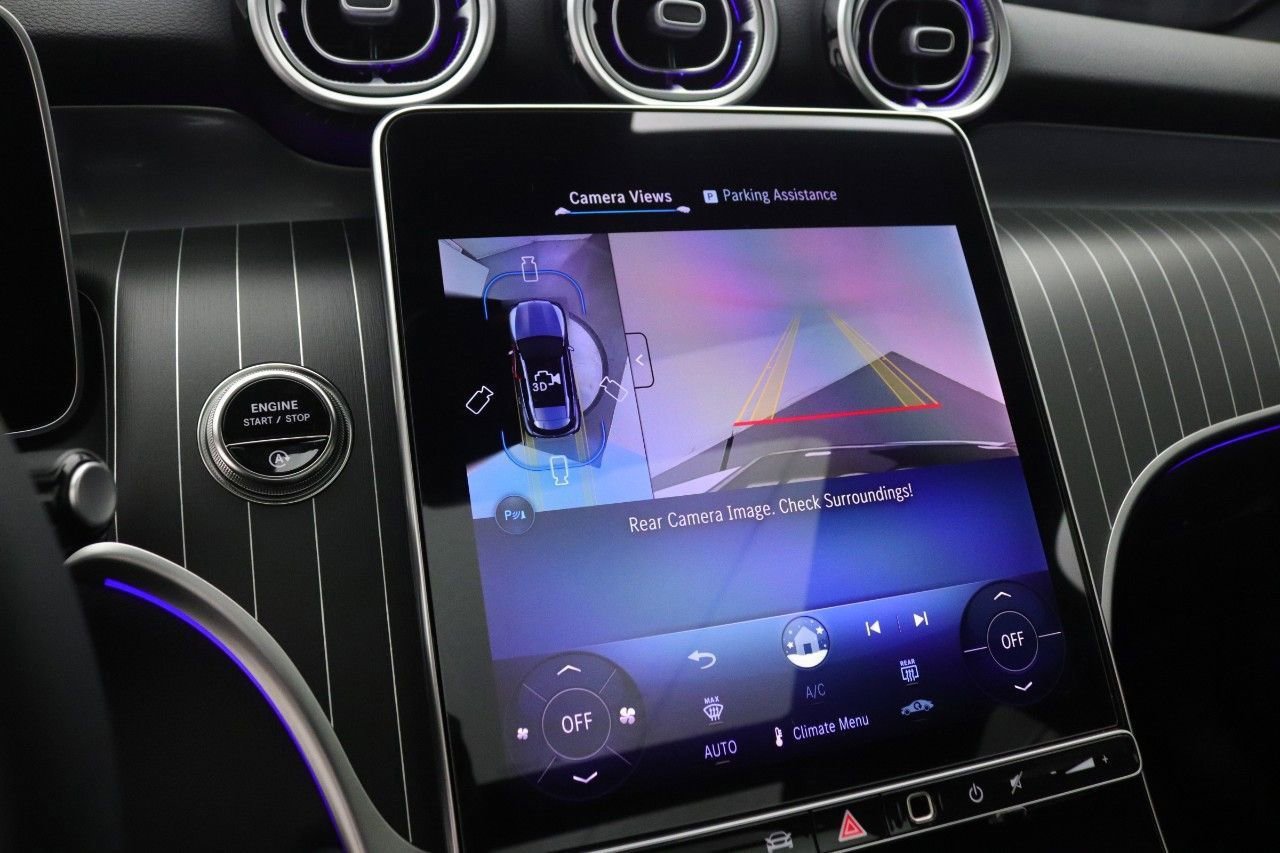 Used 2026 Mercedes-Benz GLC 300 image 16