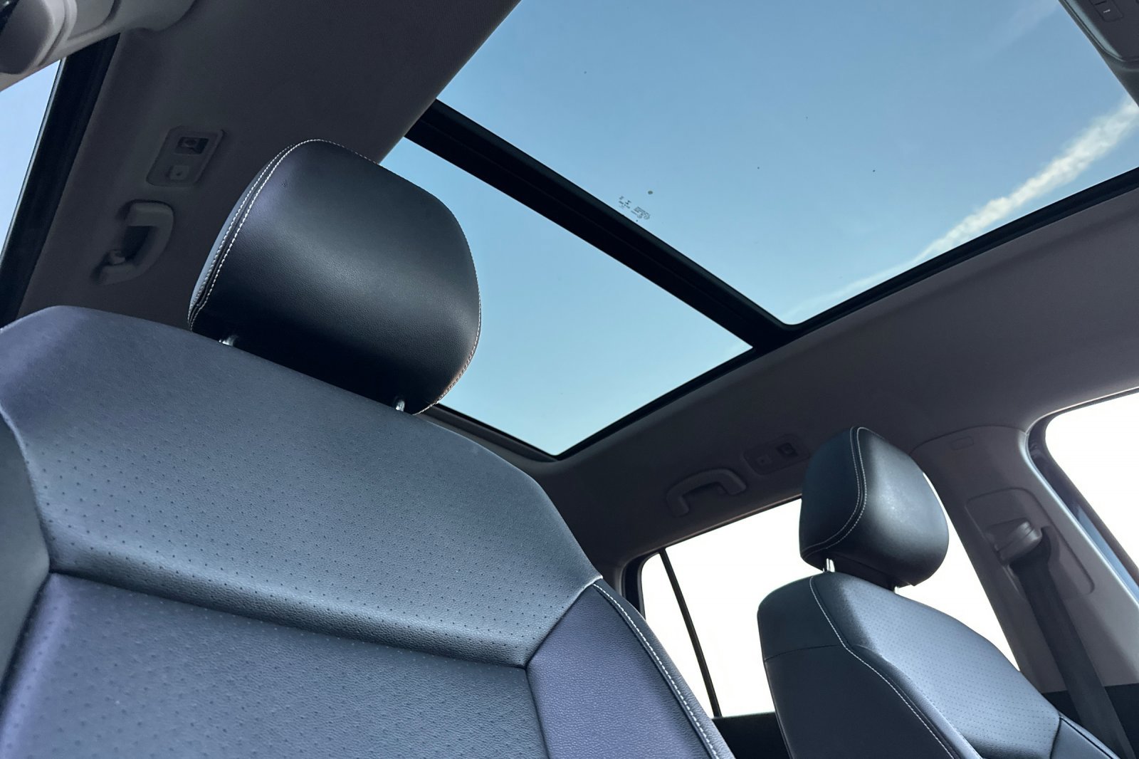 Used 2022 Volkswagen Atlas SEL image 18