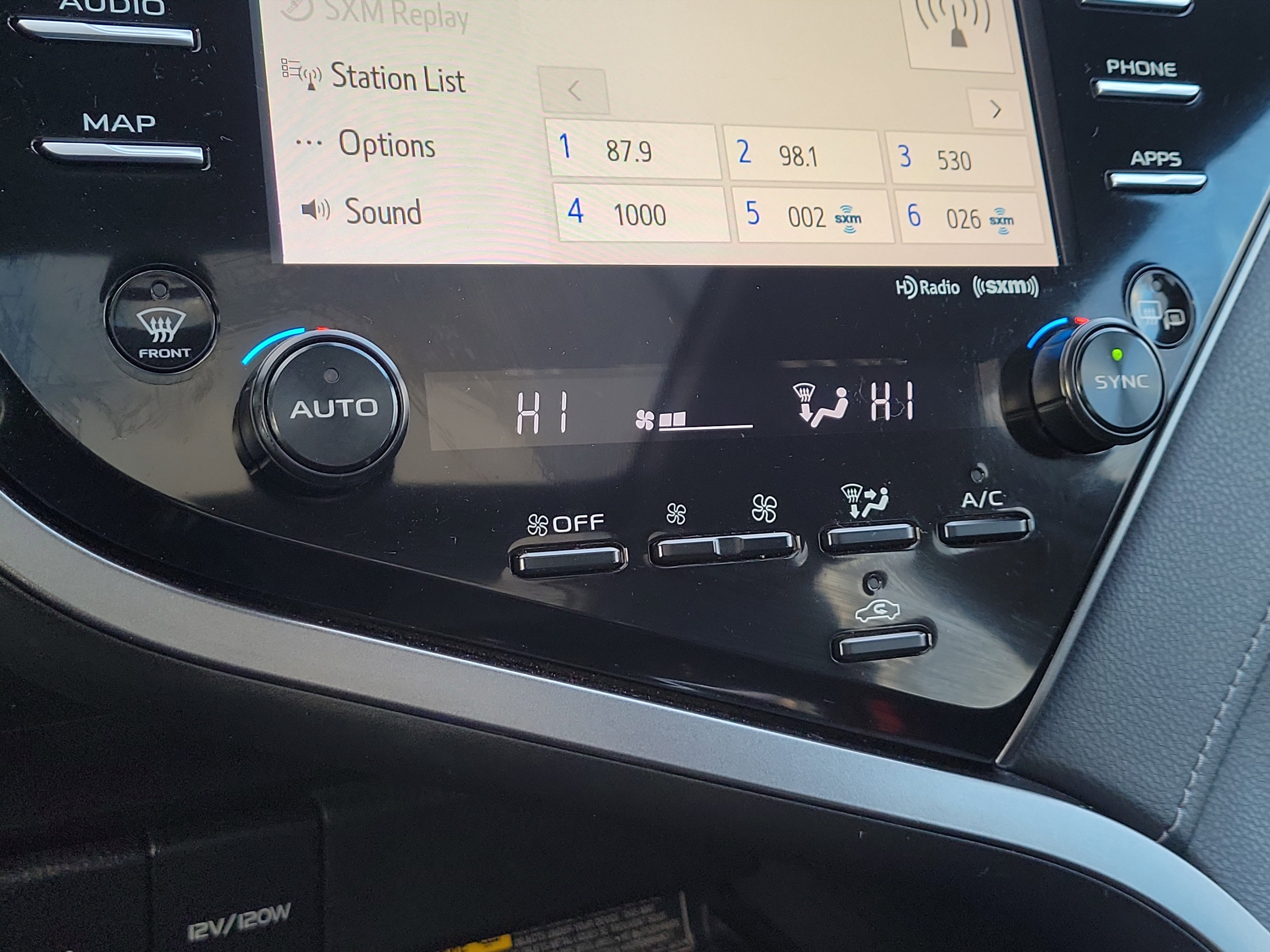 Certified 2020 Toyota Camry XSE image 31