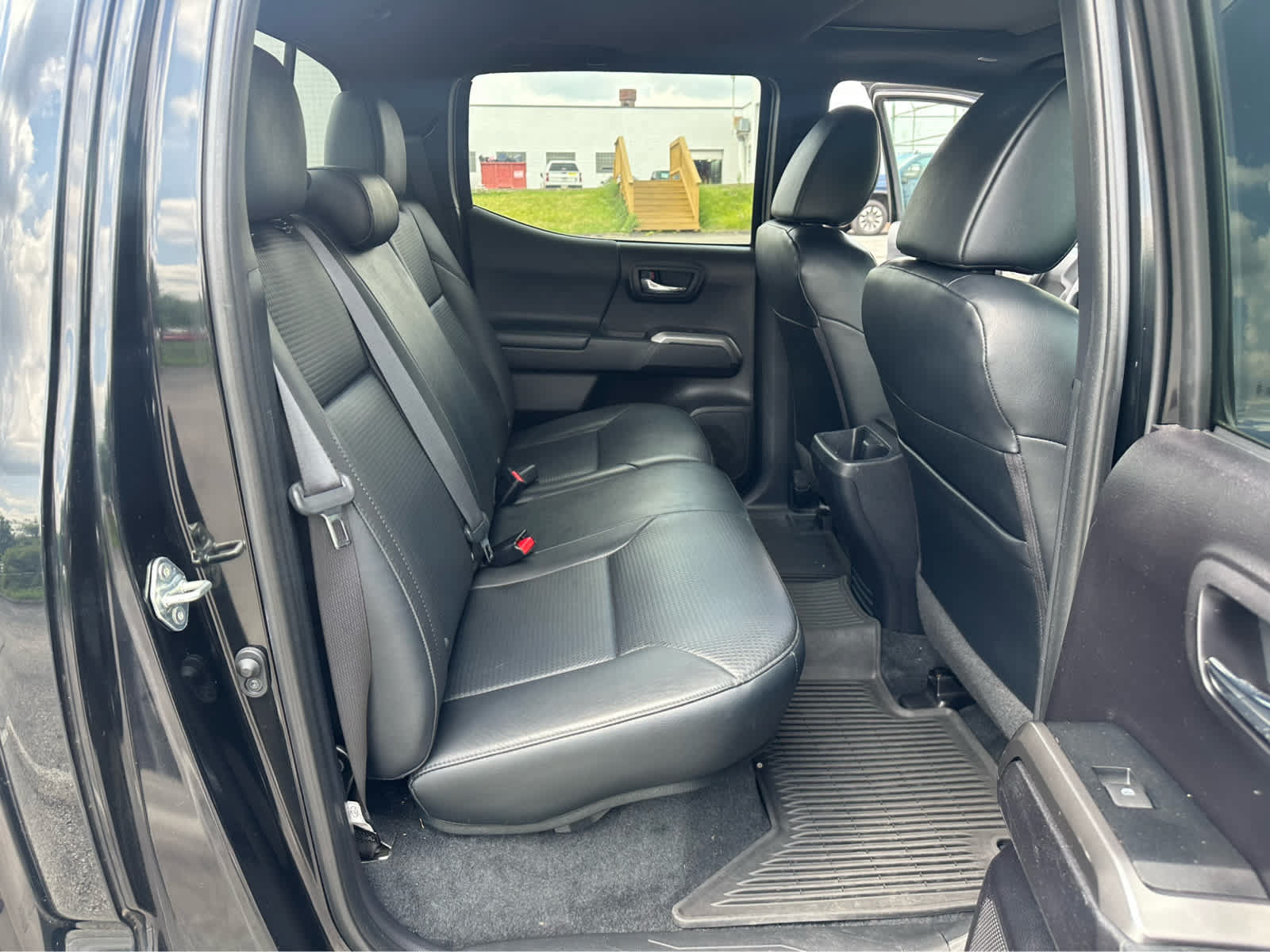 Used 2021 Toyota Tacoma Limited w/ Nightshade Package AWD/4WD image 23