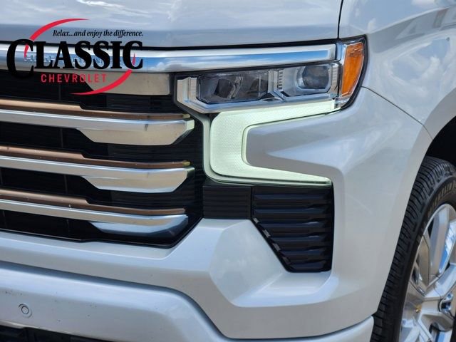 Used 2022 Chevrolet Silverado 1500 High Country w/ High Country Premium Package image 21