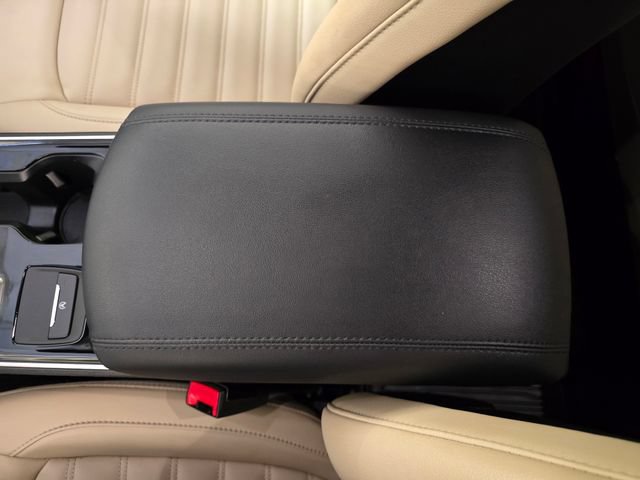 Used 2020 Ford Edge SEL w/ Convenience Package AWD/4WD image 26