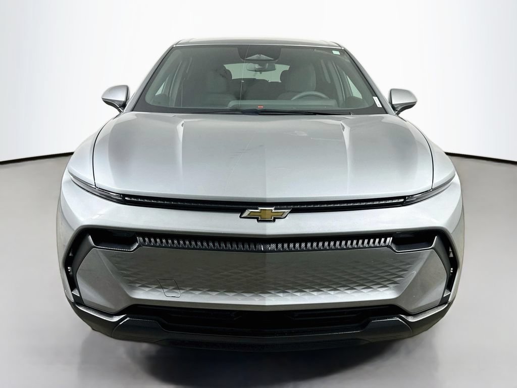 Used 2025 Chevrolet Equinox EV LT FWD image 2
