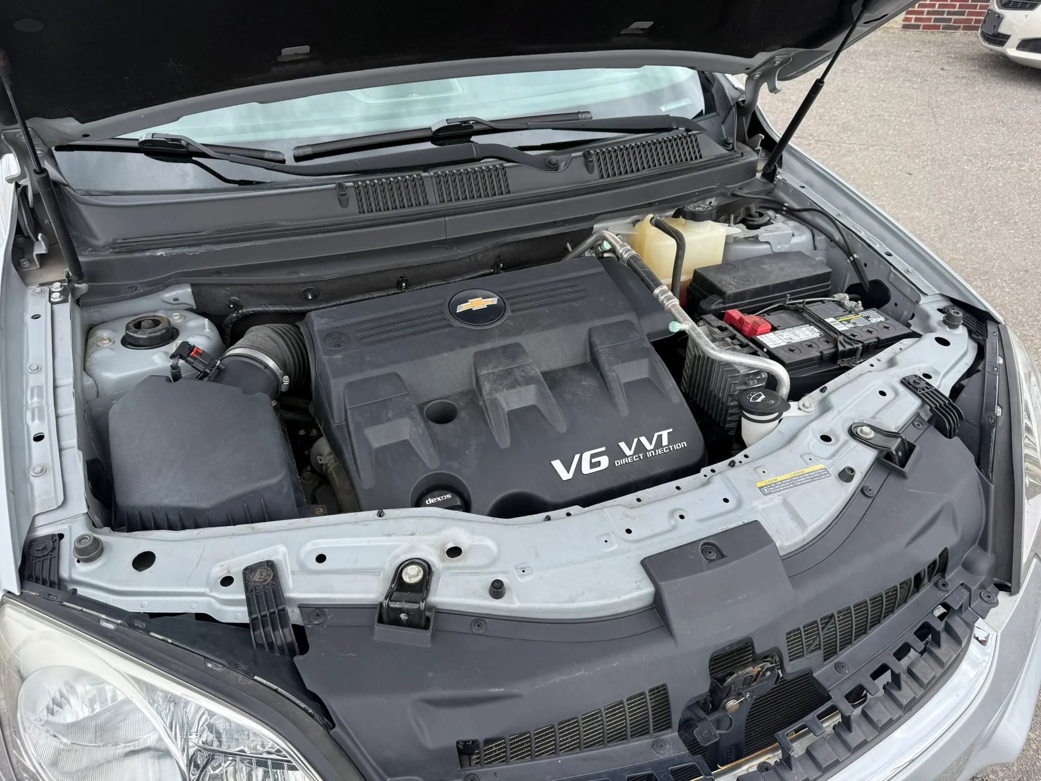 Used 2012 Chevrolet Captiva Sport LT FWD image 29