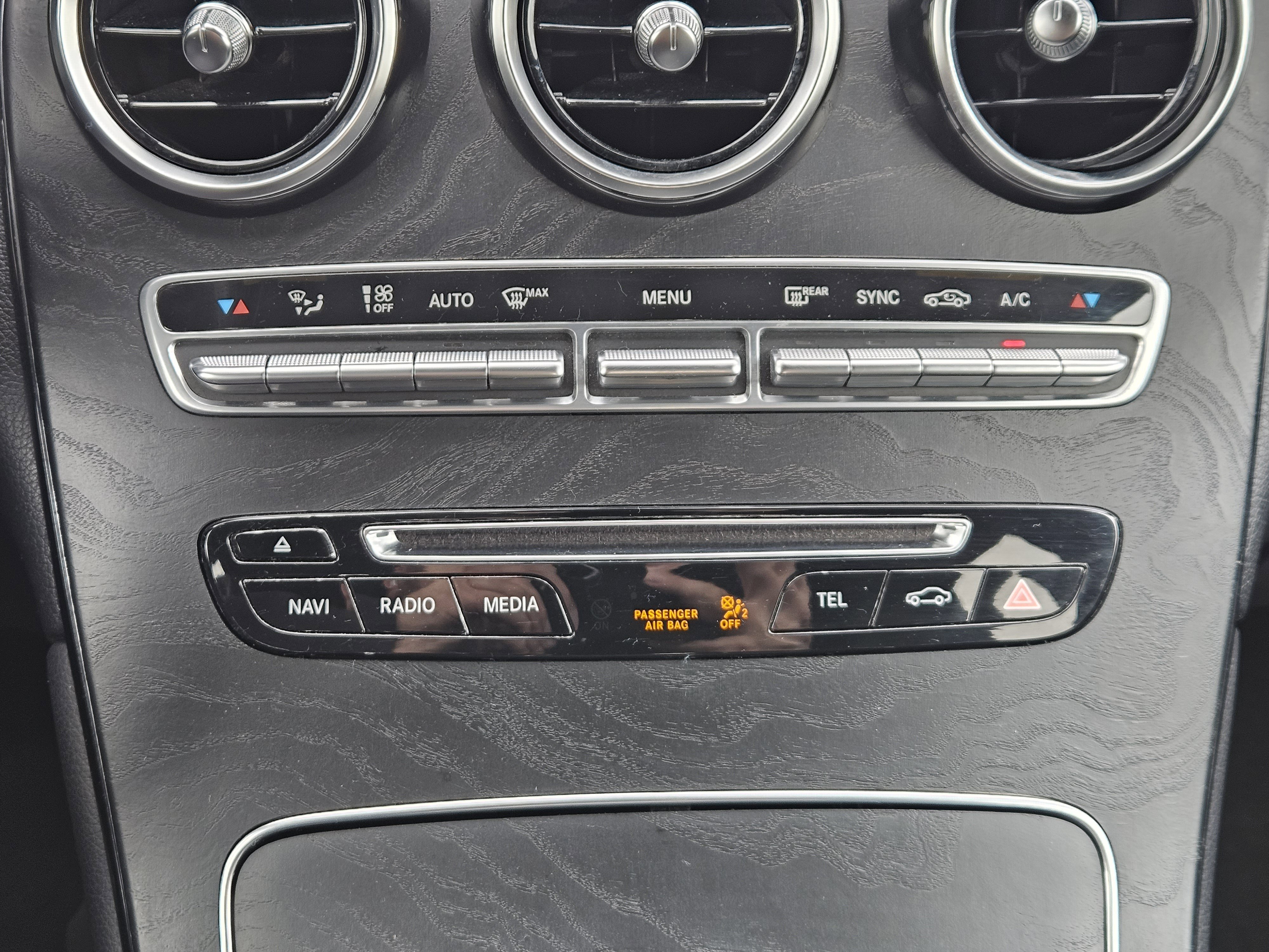 Used 2019 Mercedes-Benz GLC 300 image 19