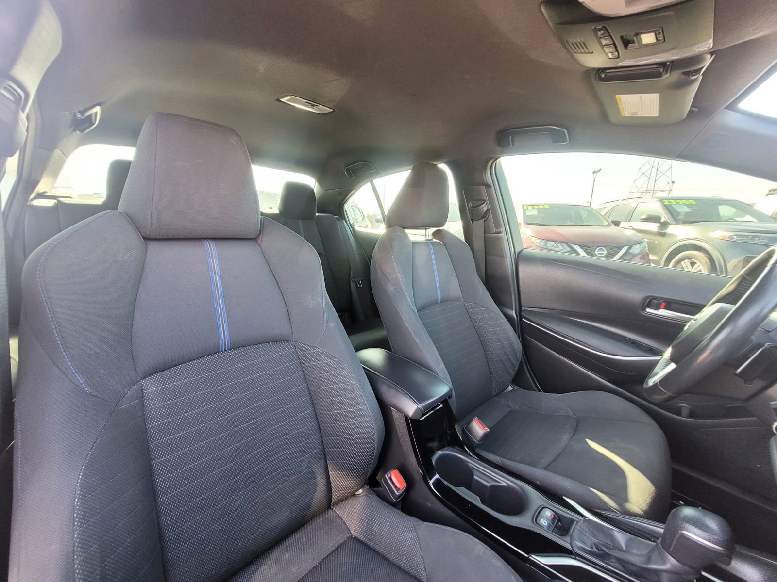 Used 2022 Toyota Corolla SE image 9